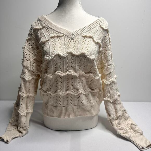 Cozy and chic! This Madewell cream knit sweater Size M a soft textured design - Picture 1 of 5